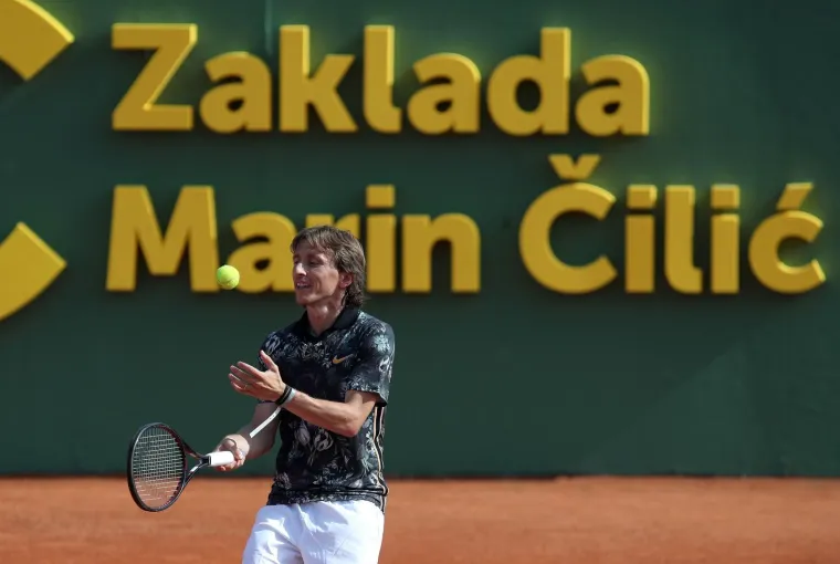 I KOLINDA JE GLEDALA KAKO LUKA, MANDŽO, PERI&Scaron;IĆ, BABO I OSTALI IGRAJU TENIS: Ovo je ne&scaron;to sasvim drugačije