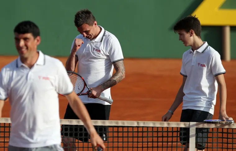 I KOLINDA JE GLEDALA KAKO LUKA, MANDŽO, PERI&Scaron;IĆ, BABO I OSTALI IGRAJU TENIS: Ovo je ne&scaron;to sasvim drugačije