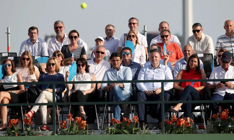 I KOLINDA JE GLEDALA KAKO LUKA, MANDŽO, PERI&Scaron;IĆ, BABO I OSTALI IGRAJU TENIS: Ovo je ne&scaron;to sasvim drugačije