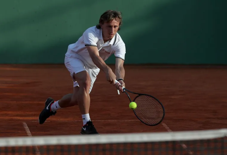 I KOLINDA JE GLEDALA KAKO LUKA, MANDŽO, PERI&Scaron;IĆ, BABO I OSTALI IGRAJU TENIS: Ovo je ne&scaron;to sasvim drugačije