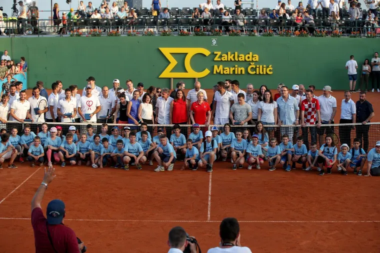 I KOLINDA JE GLEDALA KAKO LUKA, MANDŽO, PERI&Scaron;IĆ, BABO I OSTALI IGRAJU TENIS: Ovo je ne&scaron;to sasvim drugačije