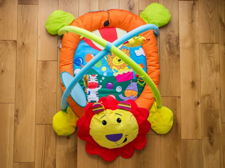 Pogledajte &scaron;to se nalazi u paketu za prvorođenče vrijednom 5000 kuna, a kojeg daje Grad Slavonski Brod?