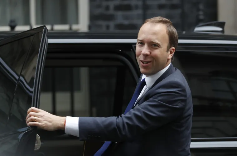 Počinje utrka za nasljednika Therese May: Favorit je nepredvidivi euroskeptik
