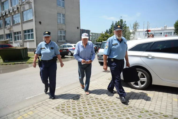 Policija privela vozača koji je automobilom naletio na dvoje djece i pobjegao