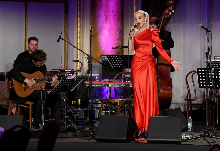 Poznati se okupili na humanitarnoj večeri za fond #SPASIME: Severina stigla sa suprugom