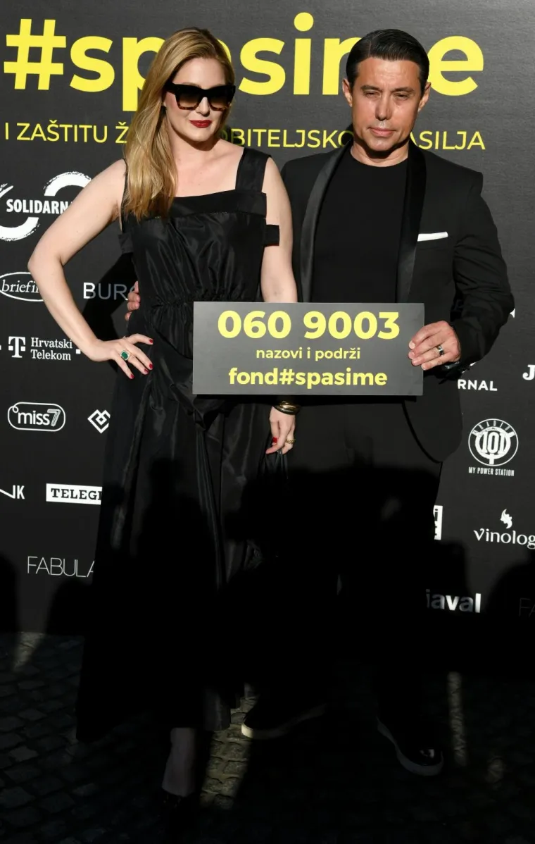 Poznati se okupili na humanitarnoj večeri za fond #SPASIME: Severina stigla sa suprugom