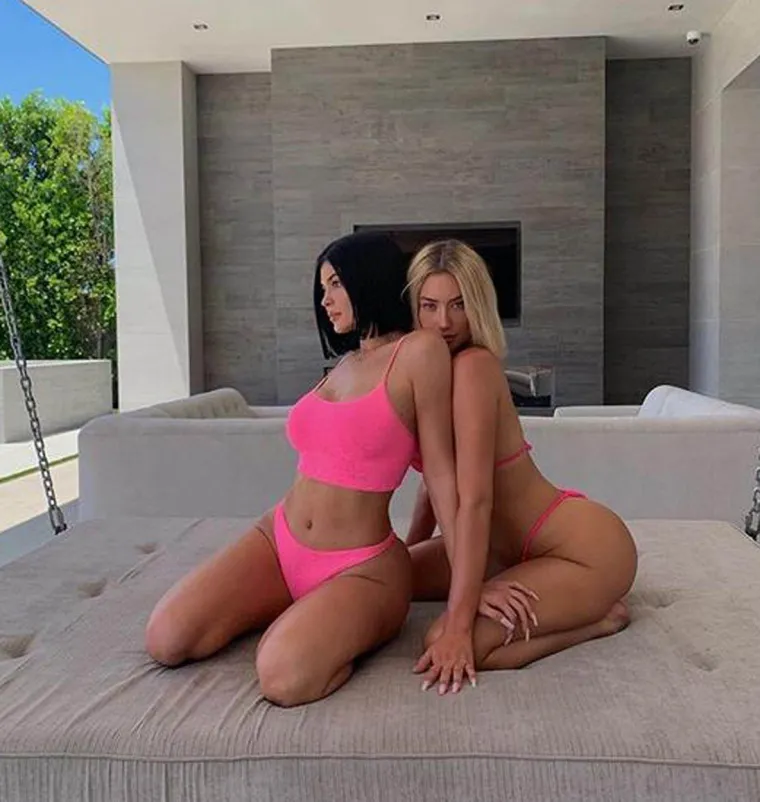 Anastasia Karanikolaou i Kylie Jenner