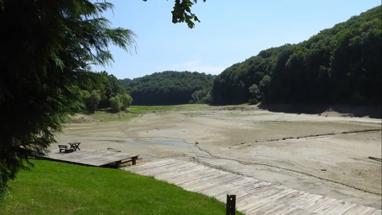 Nesvakida&scaron;nji prizor: Potpuno nestalo slavonsko jezero za navodnjavanje riže