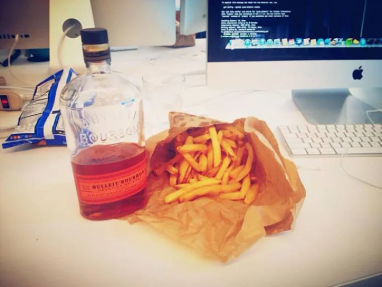 DRUGA POLOVICA MJESECA ZNAČI DA JEDE&Scaron; &Scaron;TO IMA&Scaron;: Ovo su najtužniji obroci koje su ljudi nosili na posao