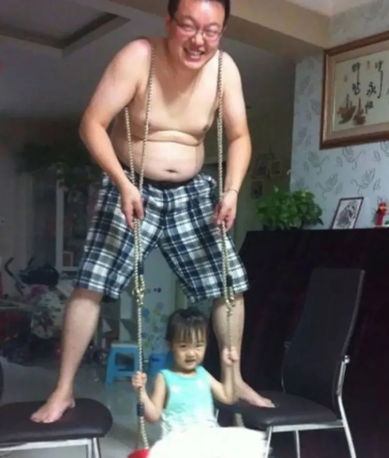 Jer krv nije voda: 20+ očeva koji rasturaju kao roditelji i koji će vam staviti osmijeh na lice