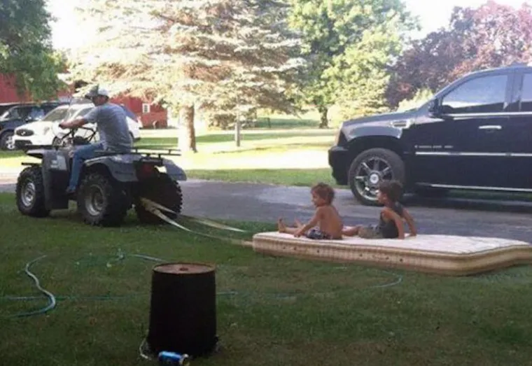 Jer krv nije voda: 20+ očeva koji rasturaju kao roditelji i koji će vam staviti osmijeh na lice
