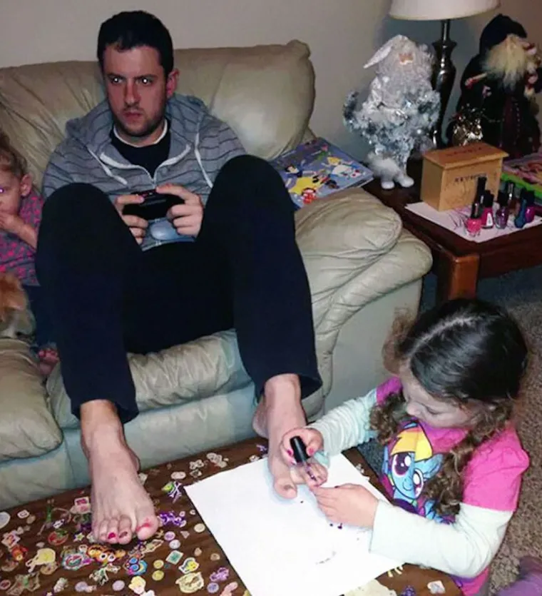 Jer krv nije voda: 20+ očeva koji rasturaju kao roditelji i koji će vam staviti osmijeh na lice