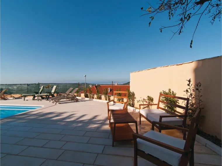 Za&scaron;to bi ministar po&scaron;tivao zakone? Pogledajte Ku&scaron;čevićevu vilu koju je zaboravio upisati u katastar