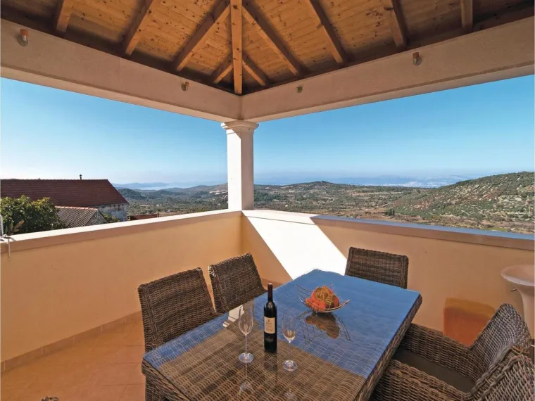 Za&scaron;to bi ministar po&scaron;tivao zakone? Pogledajte Ku&scaron;čevićevu vilu koju je zaboravio upisati u katastar