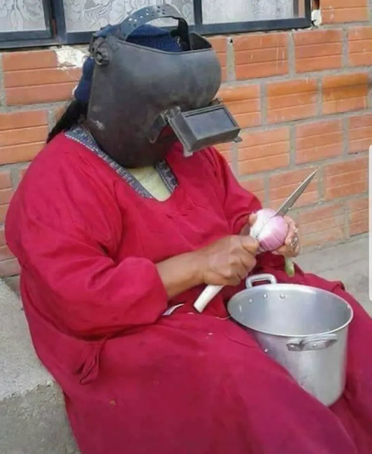 Rusija je glasovita po bizarnim prizorima koje svakodnevno izvozi na internet, a u galeriji smo okupili novu po&scaron;iljku materijala. Kako su ovaj put uspjeli &scaron;okirati svojom bizarno&scaron;ću, provjerite u nastavku.