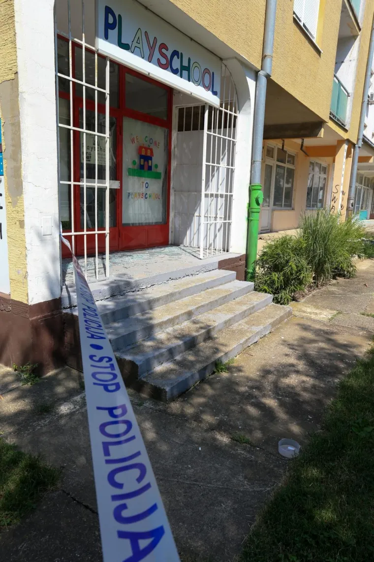 Eksplozija &scaron;okirala Vinkovčane! Raznesen balkon na zgradi, o&scaron;tećena vozila, jedna osoba ozlijeđena