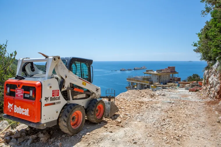 Na jednoj od najljepših lokacija u Dubrovniku grade se luksuzni stanovi! Kao vlasnik se spominje jedan nogometaš