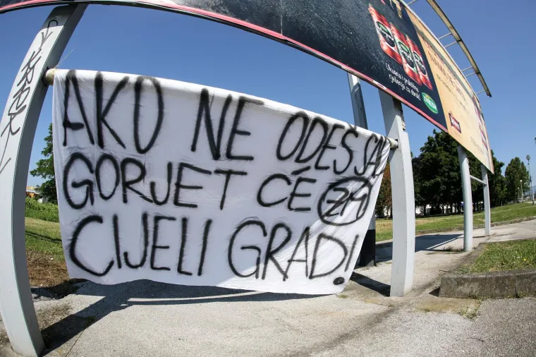 STIGLE FOTOGRAFIJE PRIZORA KOJI JE JUTROS UZNEMIRIO ZAGREPČANE: Ova poruka neće se svidjeti Zdravku Mamiću