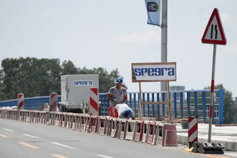 Dok jedni odmaraju na moru, drugi se znoje na vrelom asfaltu: Zagreb je i ovo ljeto postao veliko gradili&scaron;te