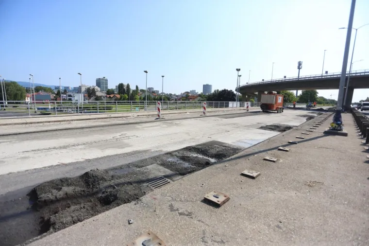 Dok jedni odmaraju na moru, drugi se znoje na vrelom asfaltu: Zagreb je i ovo ljeto postao veliko gradili&scaron;te