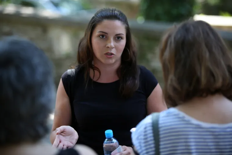 SLUČAJ SILOVANJA I ZLOSTAVLJANJA ŠTIĆENIKA: Održali prosvjed ispred Doma za odgoj djece i mladeži u Puli