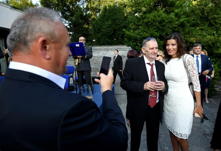 Bili smo na Pantovčaku: Evo tko je do&scaron;ao, a tko se nije pojavio na prijemu kod predsjednice!