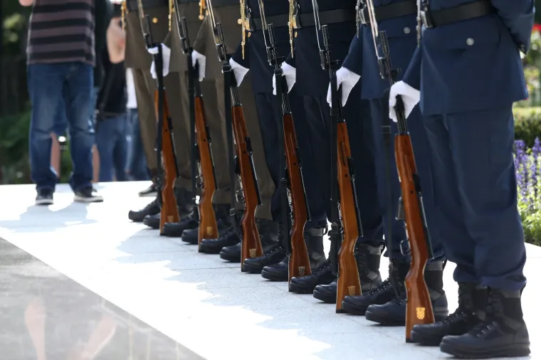 Državni vrh na Mirogoju položio vijenac povodom Dana državnosti