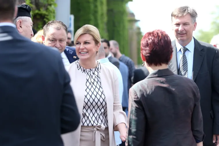 Državni vrh na Mirogoju položio vijenac povodom Dana državnosti