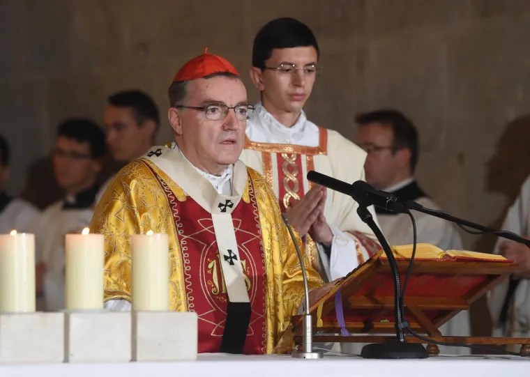 DRŽAVNI VRH NA SVETOJ MISI ZA DOMOVINU: Bozanić pozvao na hrvatsko zajedništvo i oslobađanje od radikalizacije