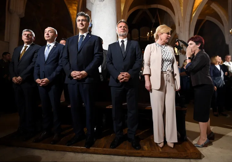 DRŽAVNI VRH NA SVETOJ MISI ZA DOMOVINU: Bozanić pozvao na hrvatsko zajedni&scaron;tvo i oslobađanje od radikalizacije