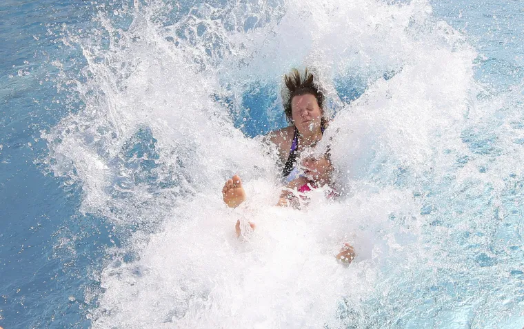 Temperature idu preko 40 Celzija: Pogledajte kako se Europljani nose s paklenim vrućinama