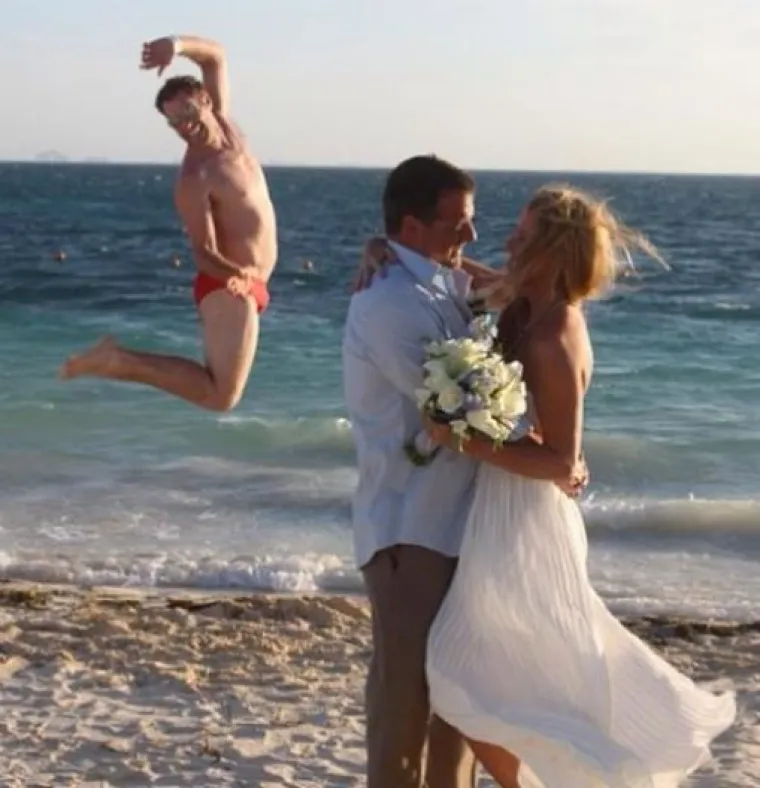 Za &scaron;to bolju uspomenu: TOP 20 slika s vjenčanja koje su genijalne jer ih je netko photobombao