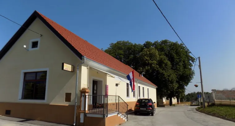 &Scaron;to se događa u malom međimurskom mjestu? Razbijena autobusna stanica i staklo na dru&scaron;tvenom domu