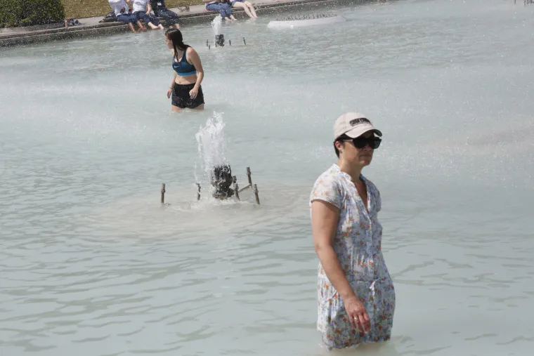 'Najgore tek dolazi': Europu zahvatio toplinski val, zatvaraju se &scaron;kole, zabranjen transport životinja...