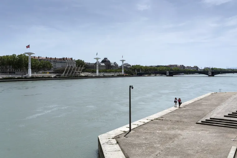 'Najgore tek dolazi': Europu zahvatio toplinski val, zatvaraju se &scaron;kole, zabranjen transport životinja...