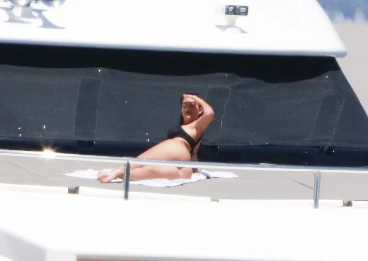 VRUĆA GEORGINA I RONALDO UHVAĆENI U RASKO&Scaron;NOM ODMORU: Ba&scaron; im je dobro, u to nema sumnje