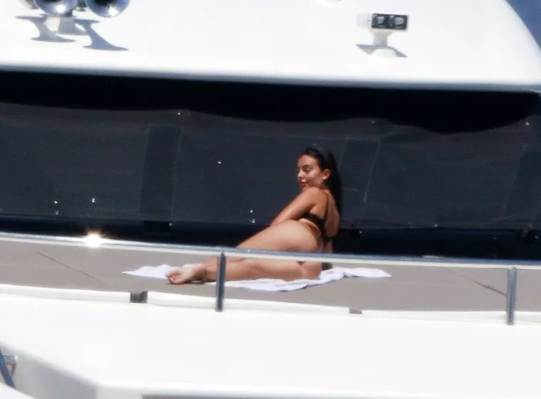 VRUĆA GEORGINA I RONALDO UHVAĆENI U RASKO&Scaron;NOM ODMORU: Ba&scaron; im je dobro, u to nema sumnje