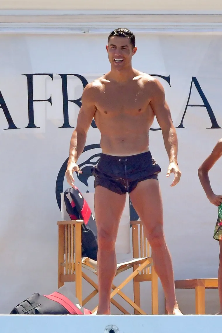 VRUĆA GEORGINA I RONALDO UHVAĆENI U RASKO&Scaron;NOM ODMORU: Ba&scaron; im je dobro, u to nema sumnje