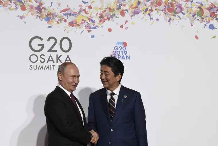 Najmoćniji ljudi svijeta na jednom mjestu: Evo kako izgleda kad se sretnu Trump, Putin, Merkel, May...