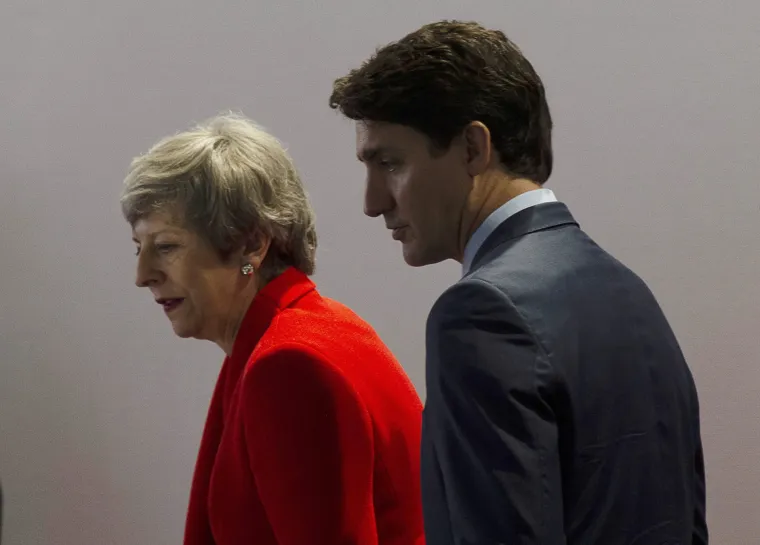 Najmoćniji ljudi svijeta na jednom mjestu: Evo kako izgleda kad se sretnu Trump, Putin, Merkel, May...