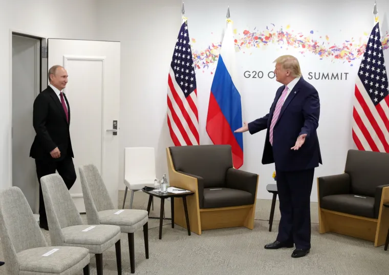 Najmoćniji ljudi svijeta na jednom mjestu: Evo kako izgleda kad se sretnu Trump, Putin, Merkel, May...