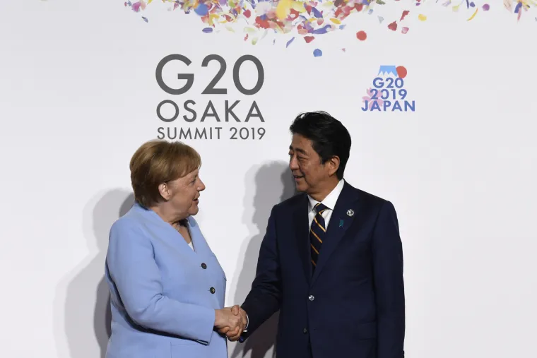 Najmoćniji ljudi svijeta na jednom mjestu: Evo kako izgleda kad se sretnu Trump, Putin, Merkel, May...