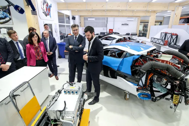 Zavirili smo u unutrašnjost tvornice Rimac Automobili i oduševili smo se!