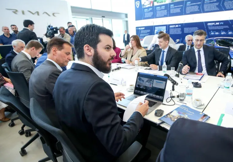 Zavirili smo u unutrašnjost tvornice Rimac Automobili i oduševili smo se!