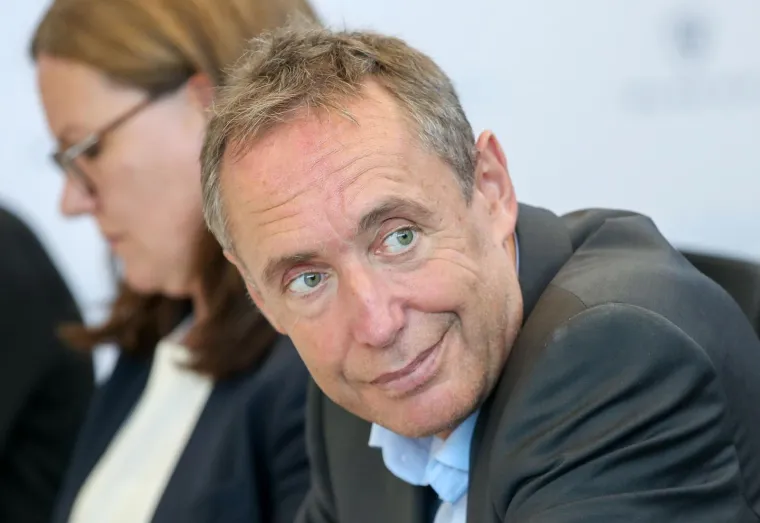 Zavirili smo u unutra&scaron;njost tvornice Rimac Automobili i odu&scaron;evili smo se!