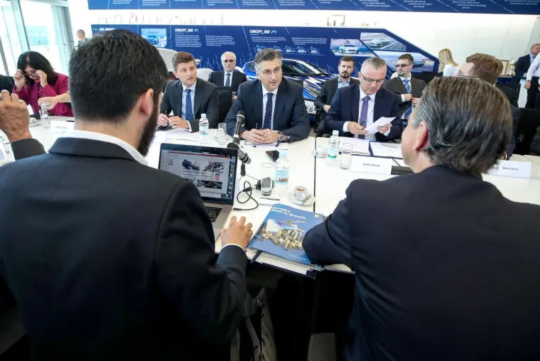 Zavirili smo u unutra&scaron;njost tvornice Rimac Automobili i odu&scaron;evili smo se!