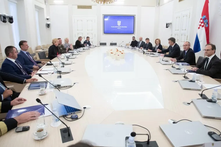 U Banskim dvorima održana sjednica Vijeća za obranu