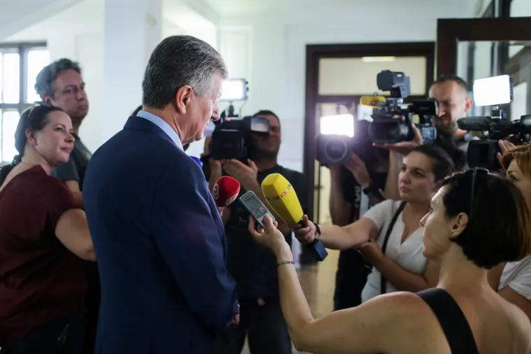 Kujundžić: 'Ne bojim se za svoju poziciju, ali ja i ne živim od politike, reforma ide dalje'