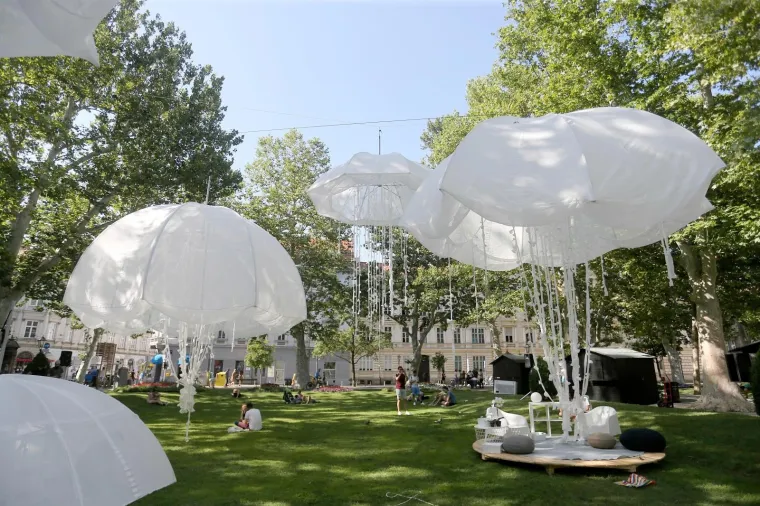 Meduze preplavile zagrebački Zrinjevac! Za&scaron;to?