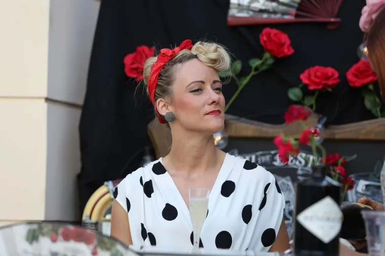 Biser Kvarnera uplovio u neka pro&scaron;la vremena: Opatijom su zavladali oldtimeri, pin-up djevojke i zvuci rockabillyja